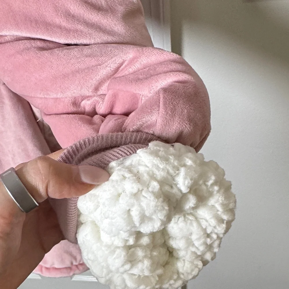 The Comfy Pink Sherpa Lined Wearable Blanket Hoodie Oversized Cozy One Size - Picture 8 of 9